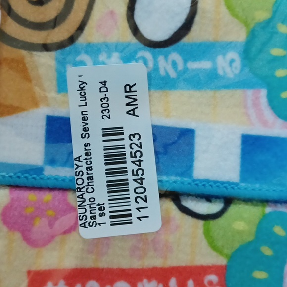 Sanrio characters mini towel set, NEW - Picture 4 of 4